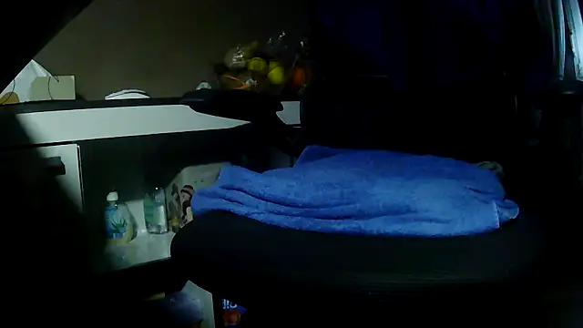 suedel65 online show from 12/16/25, 04:34