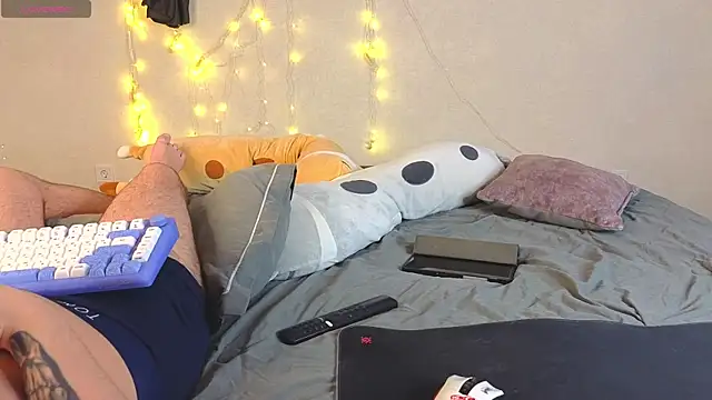 Snapshot of Alenca_hot_sex chatting on 11/15/25, 05:31 Alenca hot sex online show from 11/15/25, 05:31