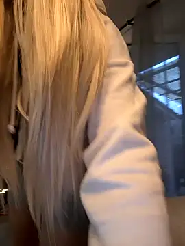 Jan ina online show from 12/27/24, 08:13