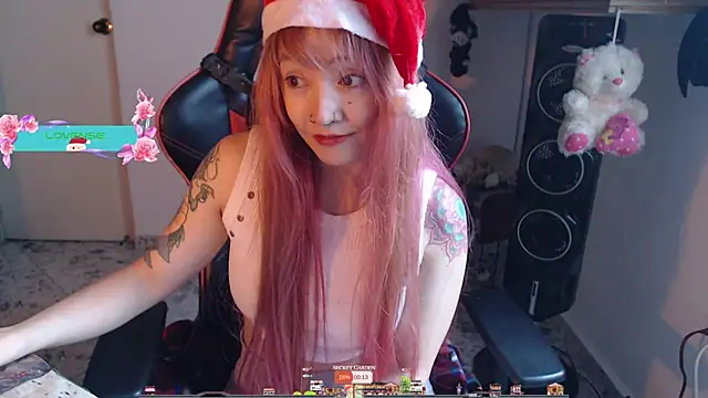 pink-2022 online show from 12/22/24, 01:33