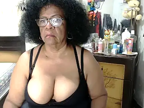 Snapshot of Yayis-hot-sexyw chatting on 12/15/24, 04:51 Yayis-hot-sexyw online show from 12/15/24, 04:51