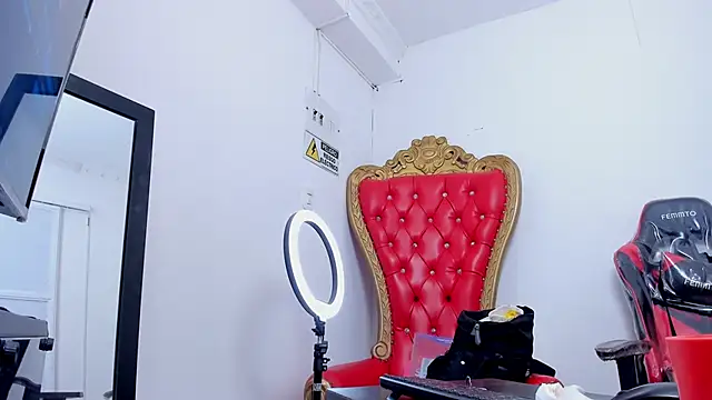 Cleopatra Trans online show from 02/17/25, 12:27