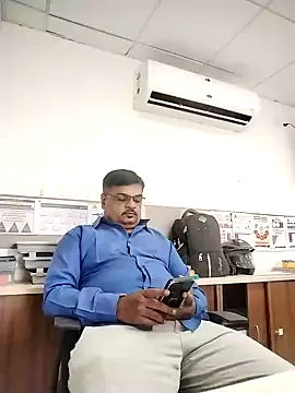 Desi Londa 143 online show from 10/10/25, 07:07