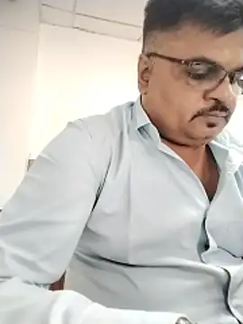 Desi Londa 143 online show from 05/21/26, 03:41