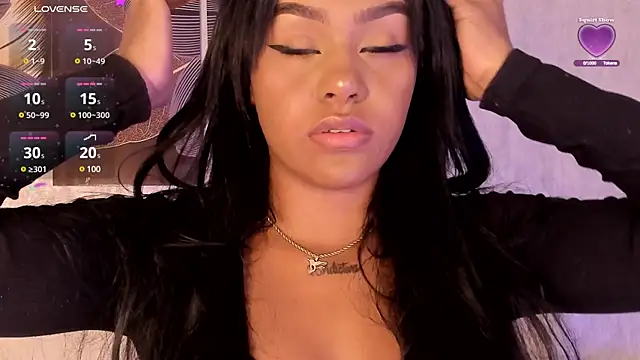 Snapshot of Emma_Morgann chatting on 12/10/24, 11:32 Emma Morgann online show from 12/10/24, 11:32