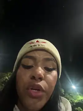 Snapshot of Emma_Morgann chatting on 01/15/25, 01:23 Emma Morgann online show from 01/15/25, 01:23