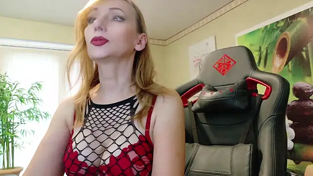 HotLana69 online show from 02/15/25, 03:50