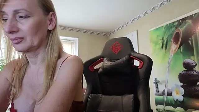 HotLana69 online show from 05/08/26, 12:54
