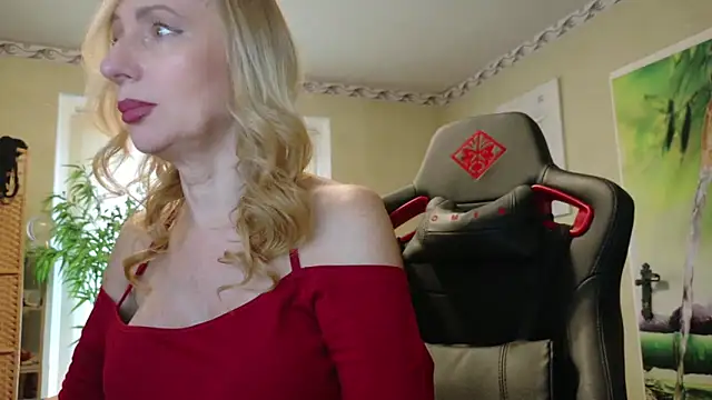 HotLana69 online show from 05/12/26, 04:37