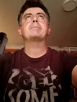 Snapshot of asil1710 chatting on 01/13/25, 11:08 asil1710 online show from 01/13/25, 11:08