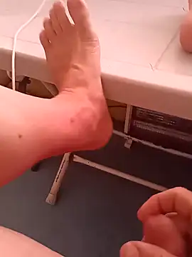 Snapshot of asil1710 chatting on 03/11/25, 12:28 asil1710 online show from 03/11/25, 12:28