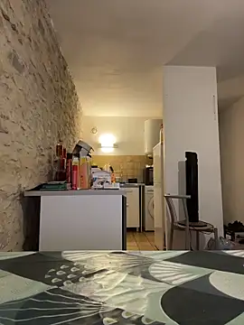 Snapshot of yann2392 chatting on 02/12/26, 06:36 yann2392 online show from 02/12/26, 06:36