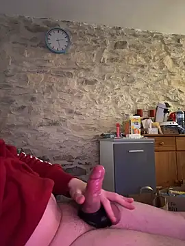 Snapshot of yann2392 chatting on 03/11/26, 12:33 yann2392 online show from 03/11/26, 12:33