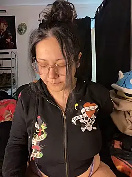 MsConejitaa online show from 12/21/24, 04:03