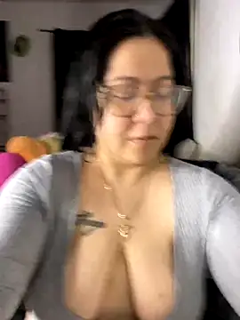 MsConejitaa online show from 11/10/25, 01:32