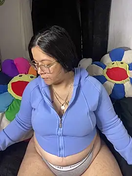 MsConejitaa online show from 05/28/26, 04:04