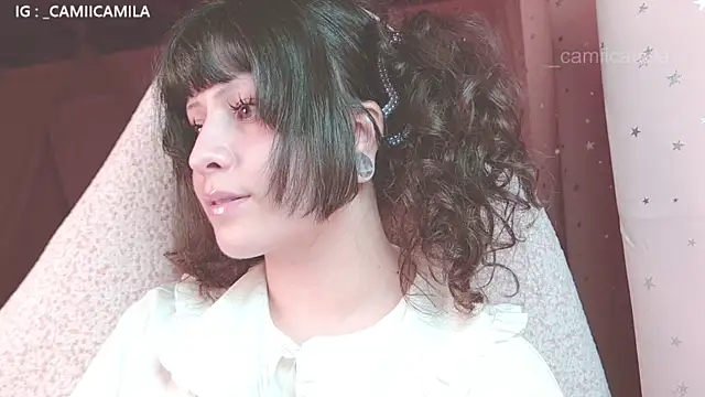 Snapshot of Renooh chatting on 10/13/25, 12:54 Renooh online show from 10/13/25, 12:54
