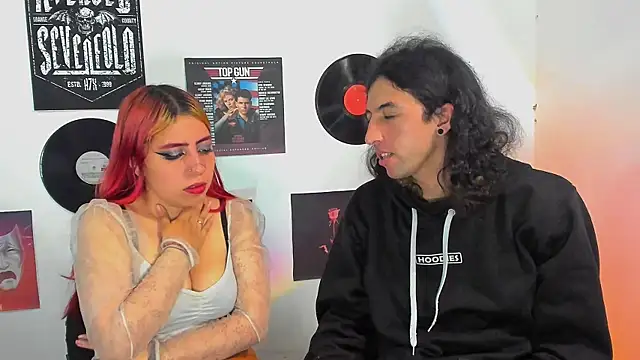 Snapshot of shelby__hotshoww chatting on 01/17/25, 02:18 shelby hotshoww online show from 01/17/25, 02:18