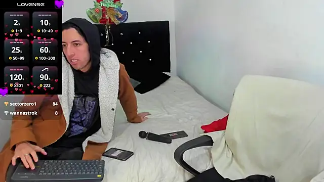 Snapshot of shelby__hotshoww chatting on 02/26/25, 10:58 shelby hotshoww online show from 02/26/25, 10:58