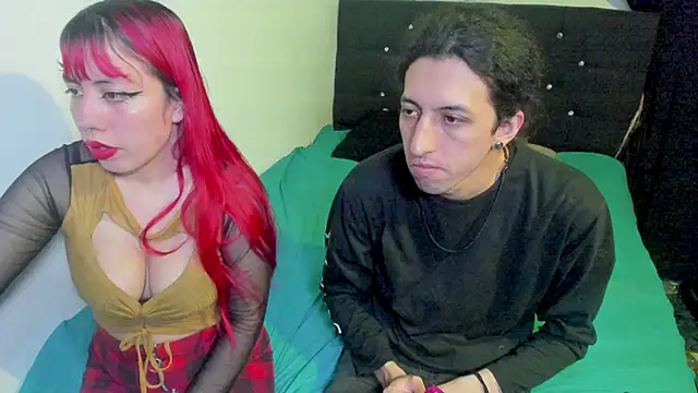 Snapshot of shelby__hotshoww chatting on 11/17/25, 01:33 shelby hotshoww online show from 11/17/25, 01:33