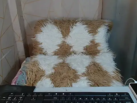 Snapshot of Sweet_kitty60xx chatting on 01/08/26, 03:09 Sweet kitty60xx online show from 01/08/26, 03:09