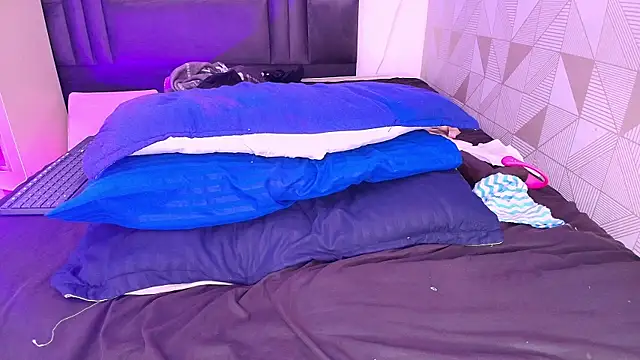 arletmss online show from 02/03/25, 02:55