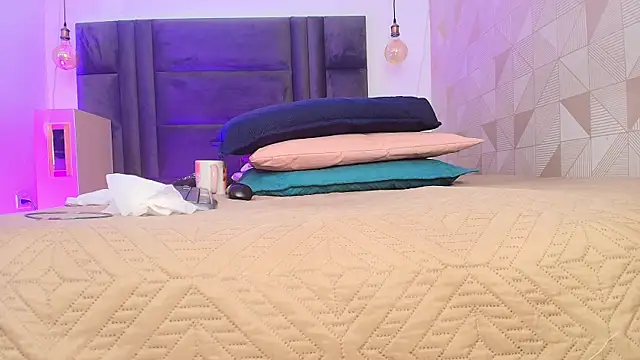 arletmss online show from 03/17/25, 02:56