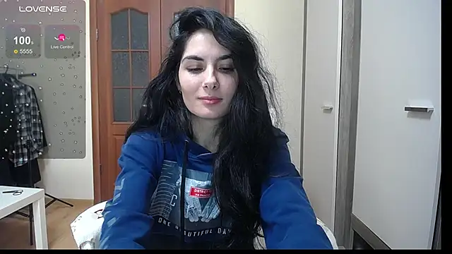 Snapshot of The_Blacksphinxxx chatting on 01/15/26, 02:10 The Blacksphinxxx online show from 01/15/26, 02:10