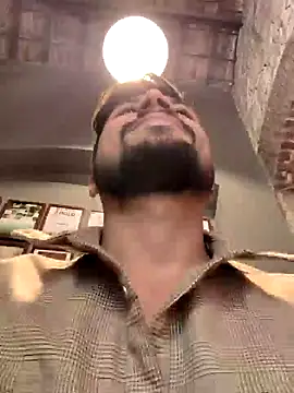 Snapshot of _IRRESISTIBLE_ chatting on 02/16/25, 09:04  IRRESISTIBLE  online show from 02/16/25, 09:04