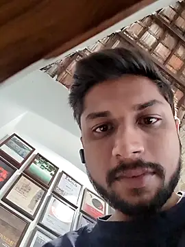 Snapshot of _IRRESISTIBLE_ chatting on 10/29/25, 10:17 IRRESISTIBLE online show from 10/29/25, 10:17