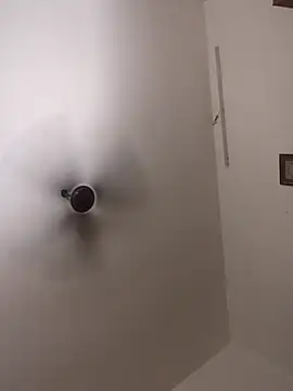 Snapshot of _IRRESISTIBLE_ chatting on 11/08/25, 06:18 IRRESISTIBLE online show from 11/08/25, 06:18