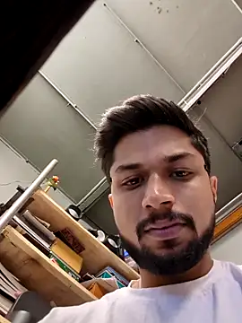 Snapshot of _IRRESISTIBLE_ chatting on 11/20/25, 10:15 IRRESISTIBLE online show from 11/20/25, 10:15