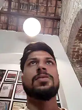 Snapshot of _IRRESISTIBLE_ chatting on 12/14/25, 07:58 IRRESISTIBLE online show from 12/14/25, 07:58