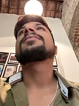 Snapshot of _IRRESISTIBLE_ chatting on 12/21/25, 07:59 IRRESISTIBLE online show from 12/21/25, 07:59