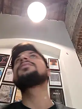 Snapshot of _IRRESISTIBLE_ chatting on 02/13/26, 11:06 IRRESISTIBLE online show from 02/13/26, 11:06