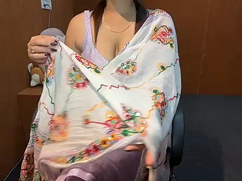 riya stream online show from 10/30/25, 04:08