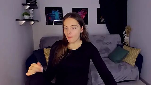 KristinaLoison online show from 12/08/24, 04:18