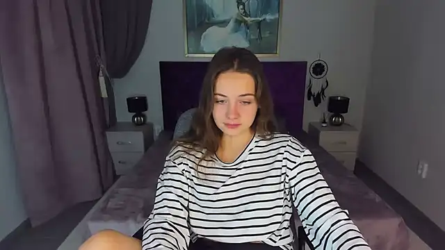 KristinaLoison online show from 12/17/24, 10:22