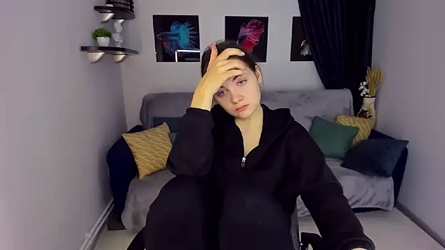 KristinaLoison online show from 12/24/24, 04:11