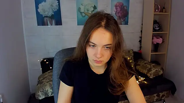 KristinaLoison online show from 01/27/25, 11:22