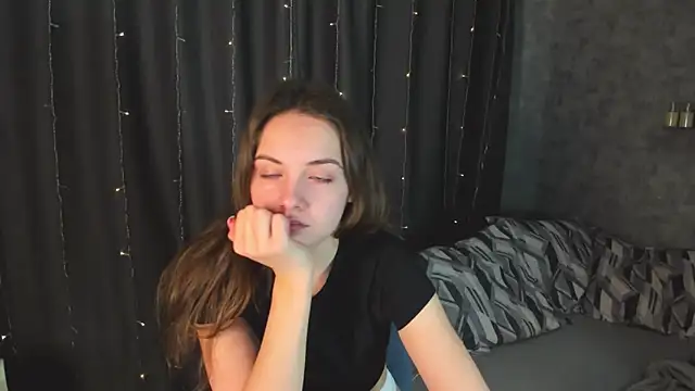 KristinaLoison online show from 02/22/25, 03:14