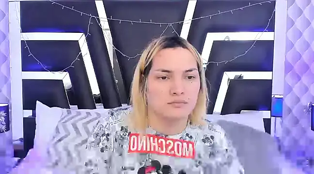 Snapshot of katya_kozlov chatting on 03/14/25, 06:21 katya kozlov online show from 03/14/25, 06:21