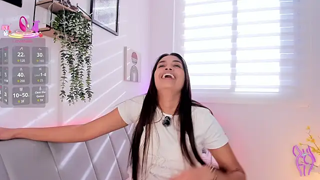 Snapshot of aisha_es chatting on 03/20/26, 09:41 aisha es online show from 03/20/26, 09:41