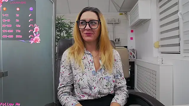 EllaMilf  online show from 01/15/26, 03:05