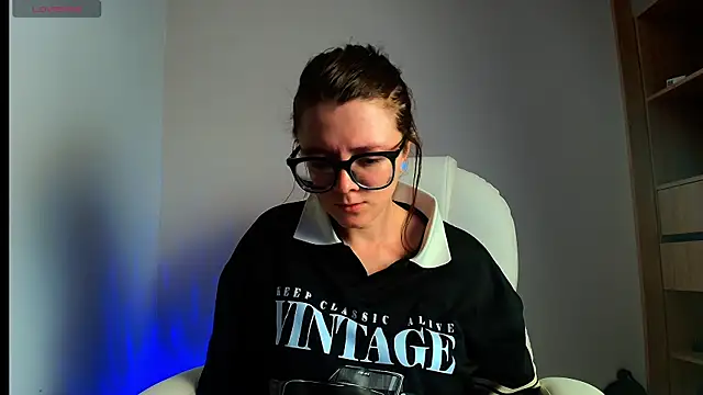 Arya starrk online show from 02/26/25, 03:19