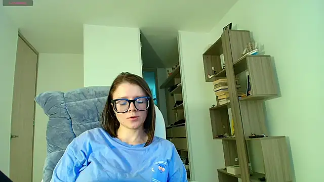 Arya starrk online show from 09/15/25, 01:22