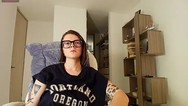 Arya starrk online show from 09/22/25, 02:19