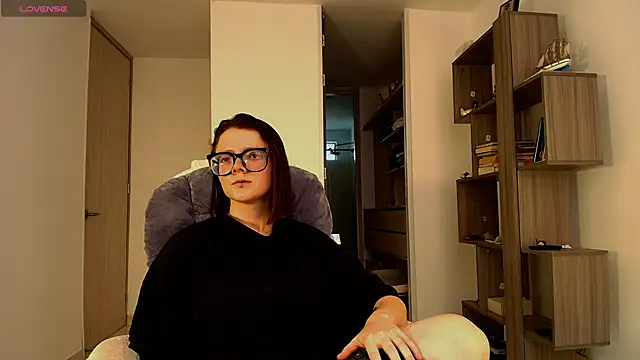 Arya starrk online show from 11/26/25, 07:26