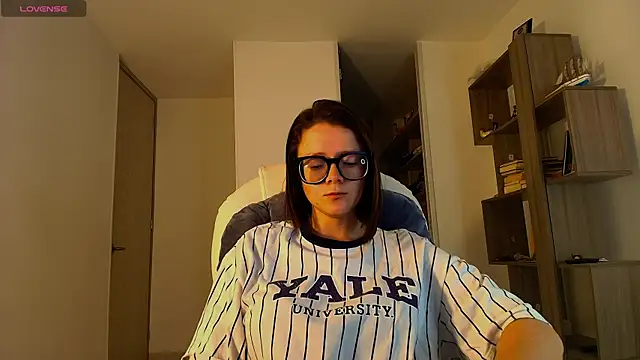 Arya starrk online show from 12/04/25, 11:41