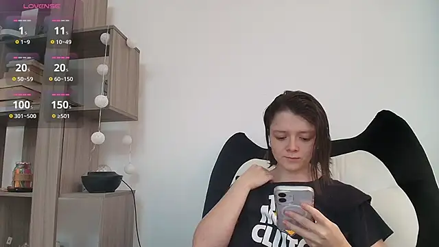 Arya starrk online show from 05/15/26, 09:11